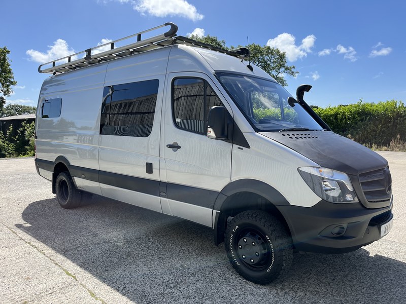 2009 Merce Sprinter 2009 Mercedes Sprinter Silver Manual, 6 speed Right Hand Drive in ...