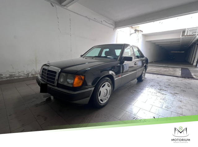 1992 Mercedes E Class - 2 1992 Mercedes E Class - 2