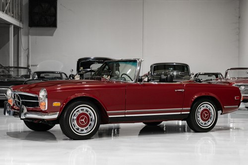 1970 MERCEDES-BENZ 280 SL ROADSTER SÅLD