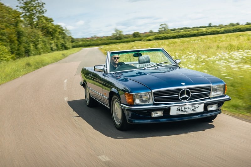 1987 Mercedes SL Class - 2 1987 Mercedes SL Class - 2