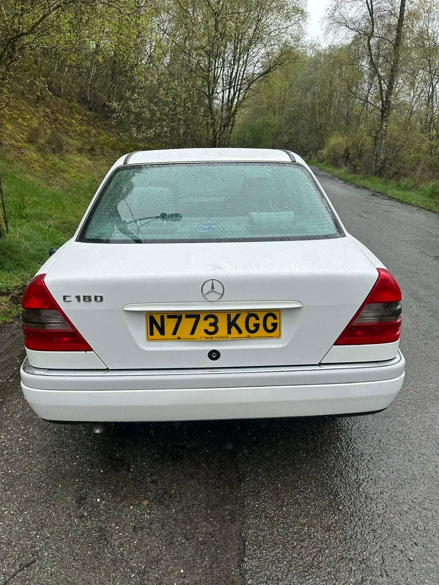 1995 Mercedes C Class Branco Automático, 6 velocidades Volante à ...