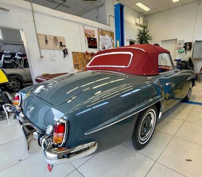 1957 Mercedes SL Class - 2 1957 Mercedes SL Class - 2