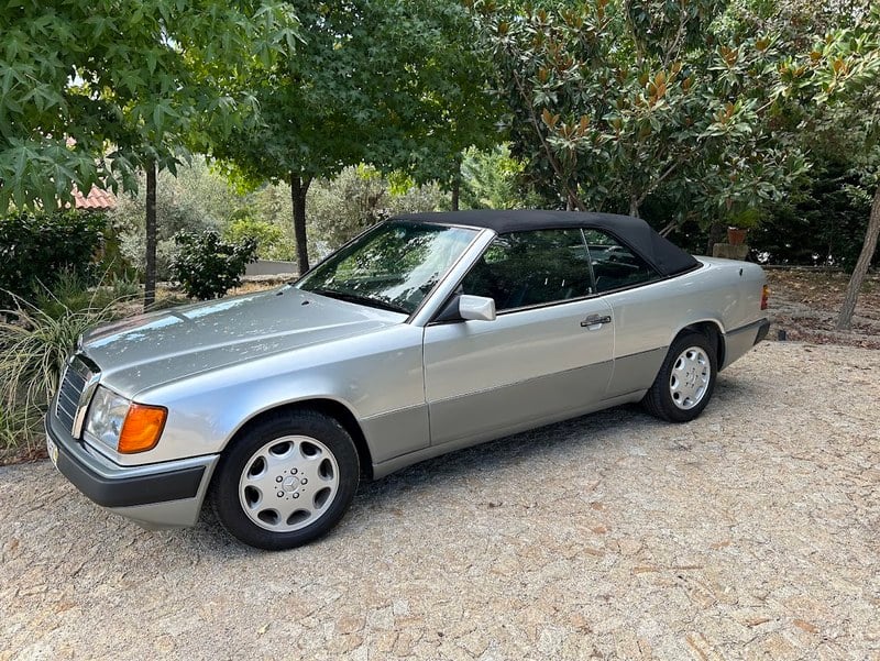 1993 Mercedes 300 - 1 1993 Mercedes 300 - 1