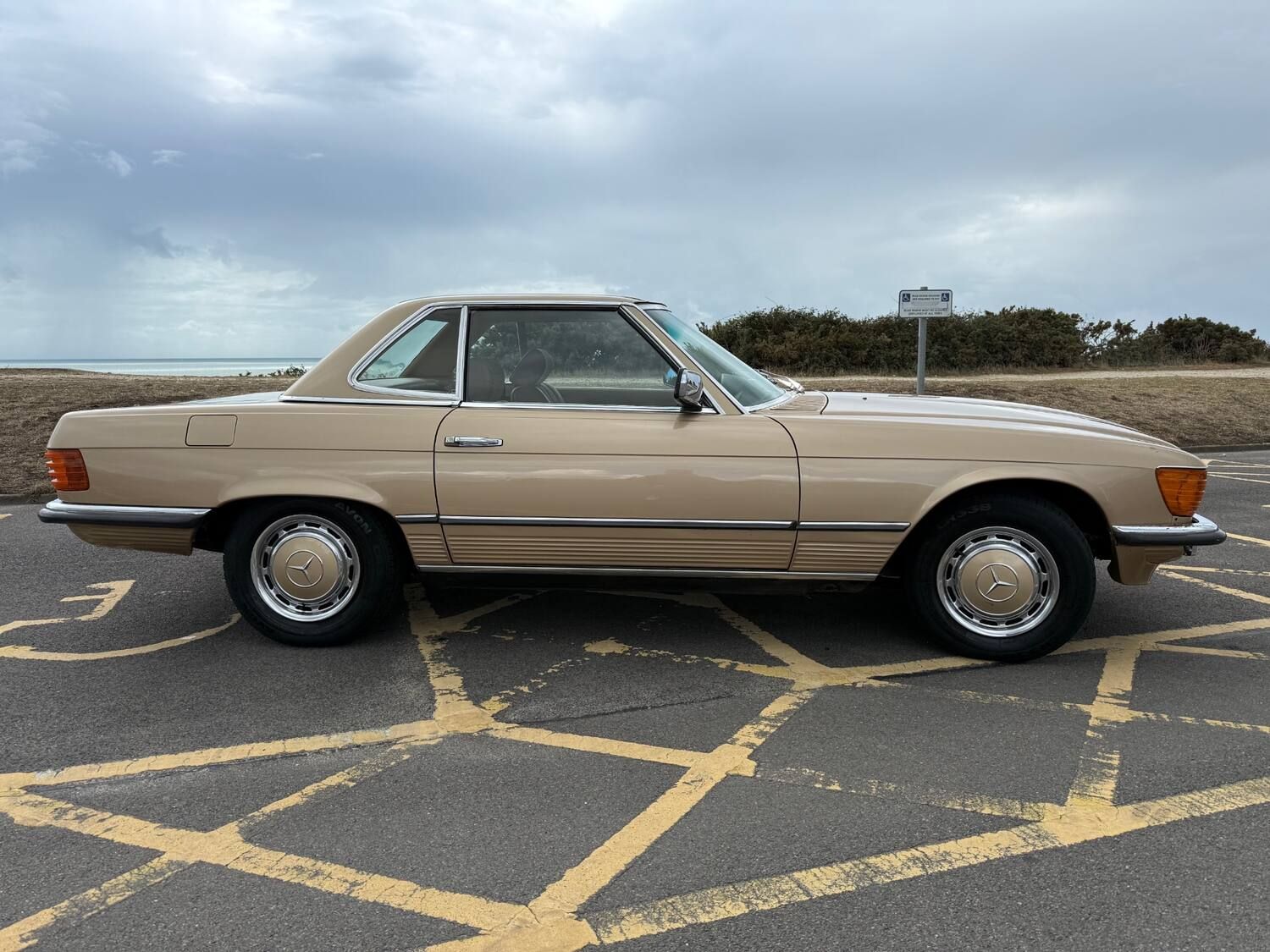 1983 Mercedes-Benz SL 280 R107