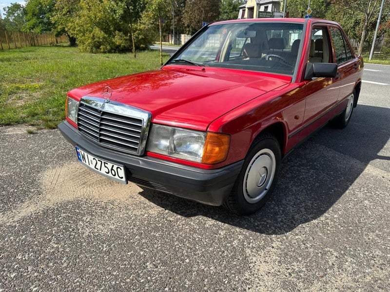 1984 Mercedes 190 - 1 1984 Mercedes 190 - 1