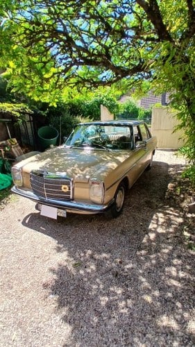 1974 MERCEDES 200 D Te koop