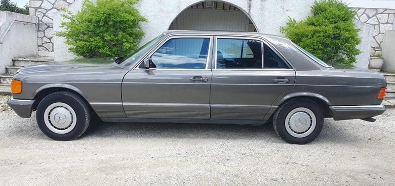 1984 Mercedes SE Series - 2 1984 Mercedes SE Series - 2