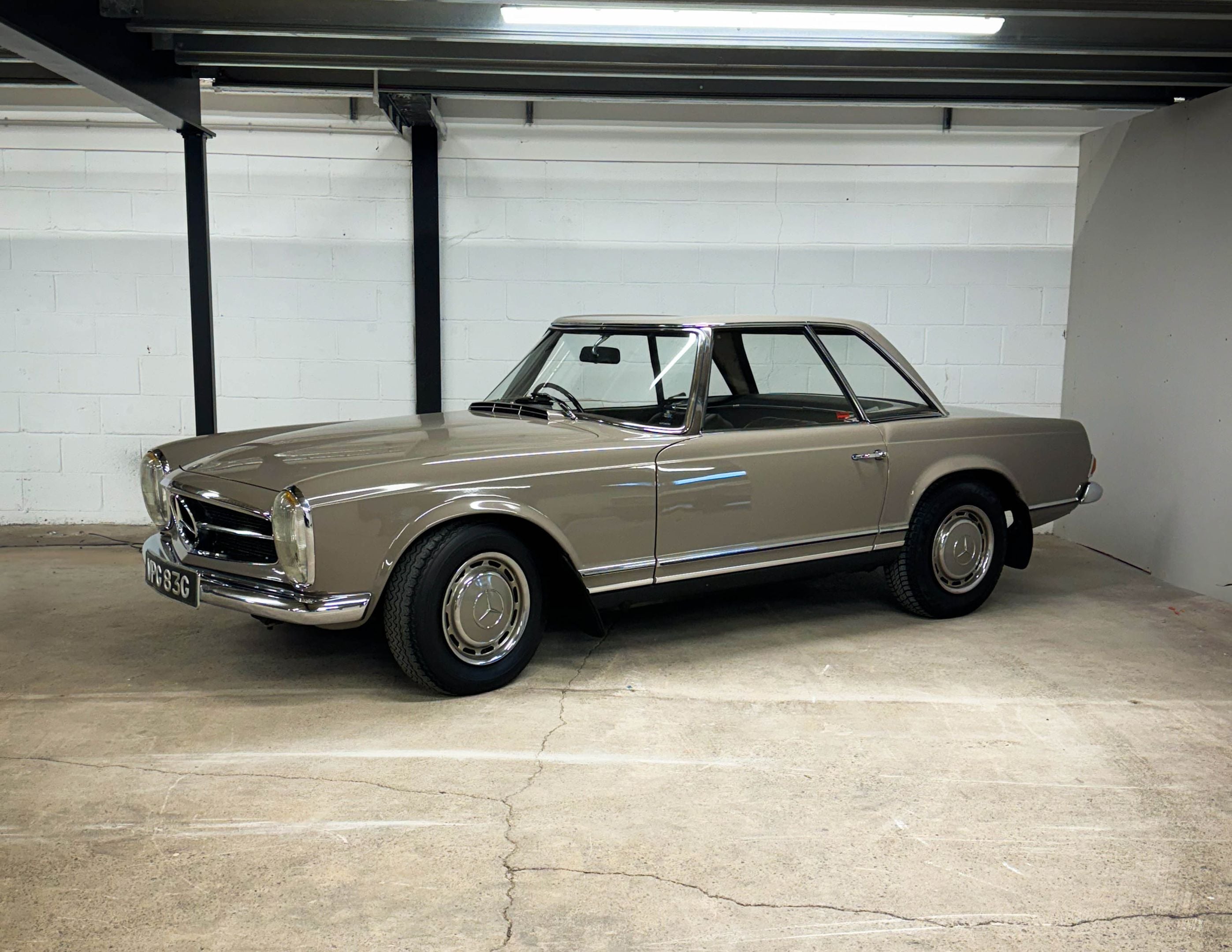 1968 Mercedes SL Class 280 SL Pagoda