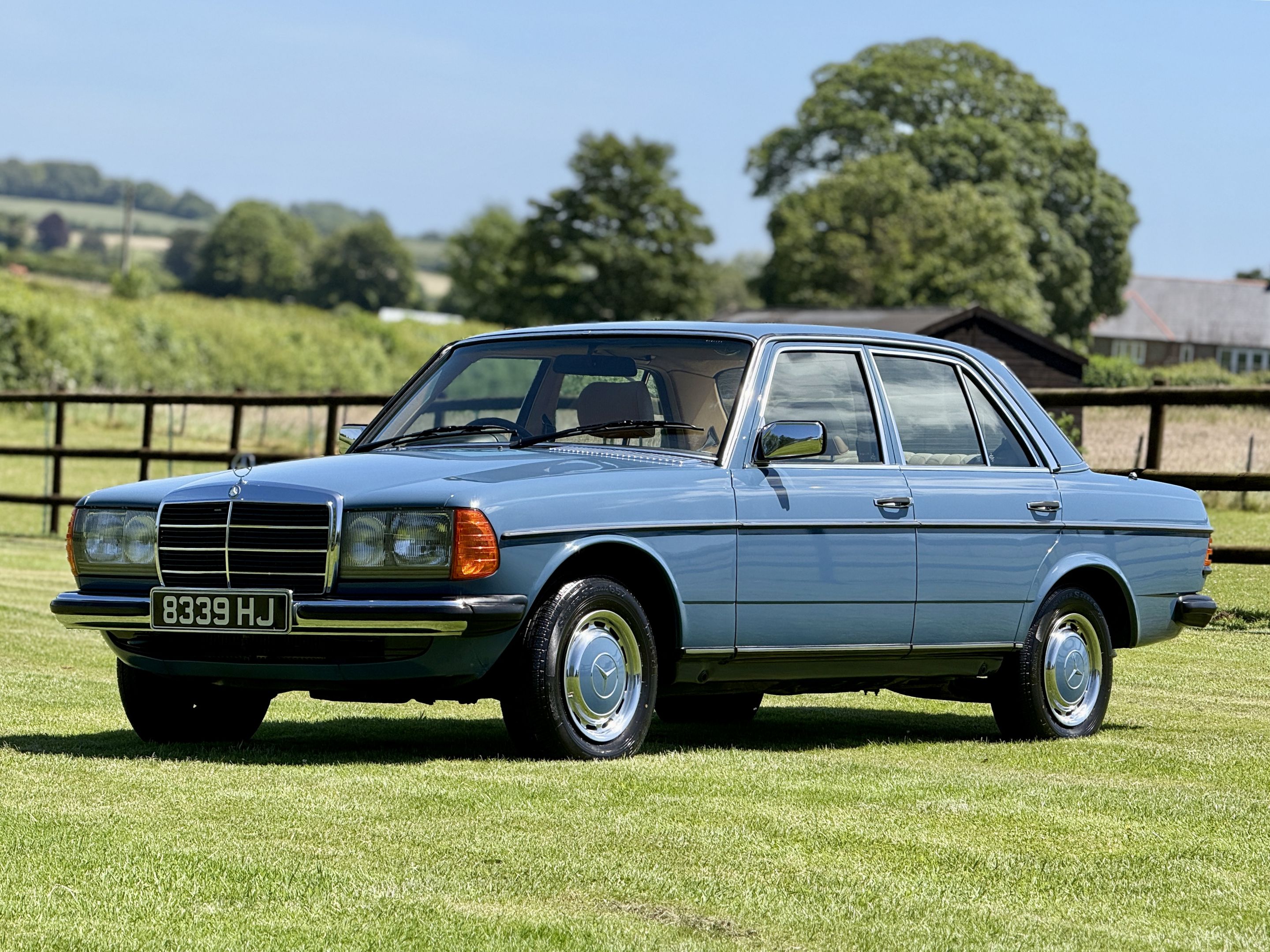 1983 Mercedes 200 200