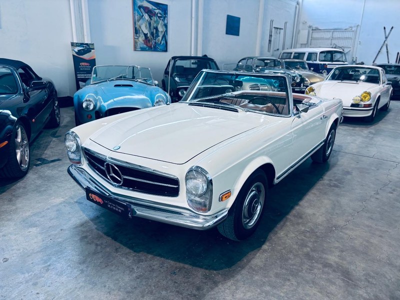 1968 Mercedes SL Class - 2 1968 Mercedes SL Class - 2