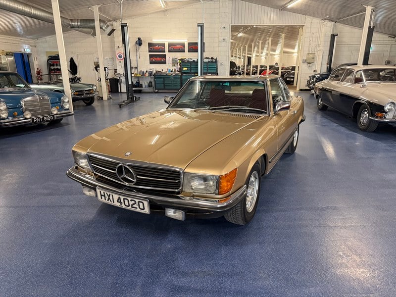 1985 Mercedes SL Class - 1 1985 Mercedes SL Class - 1