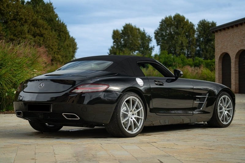2011 Mercedes SLS Class - 2 2011 Mercedes SLS Class - 2