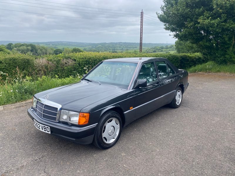 1992 Mercedes 190 E - 1 1992 Mercedes 190 E - 1