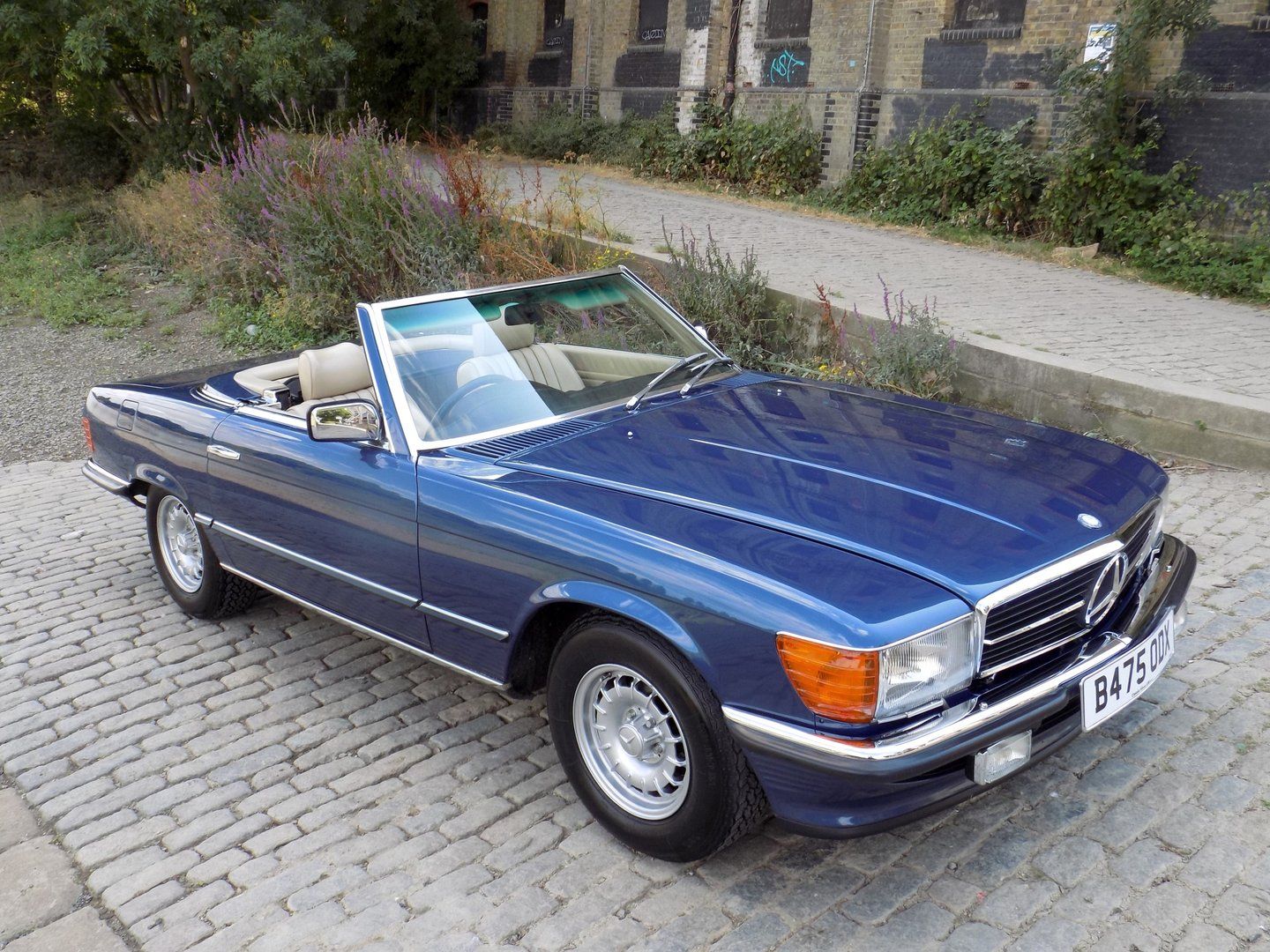 1985 Mercedes SL Class 380 SL