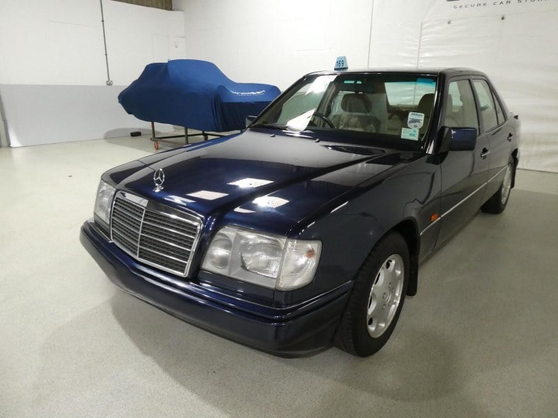 1995 Mercedes E Class - 1 1995 Mercedes E Class - 1