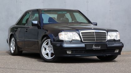 Mercedes E Class W124