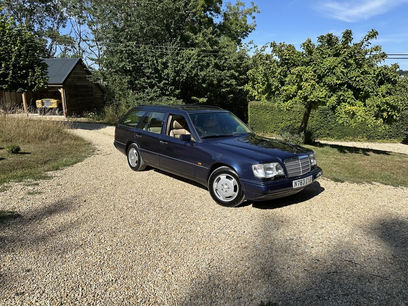 1995 Mercedes E Class - 1 1995 Mercedes E Class - 1
