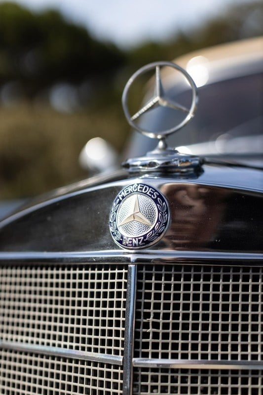 1957 Mercedes 220 - 2 1957 Mercedes 220 - 2