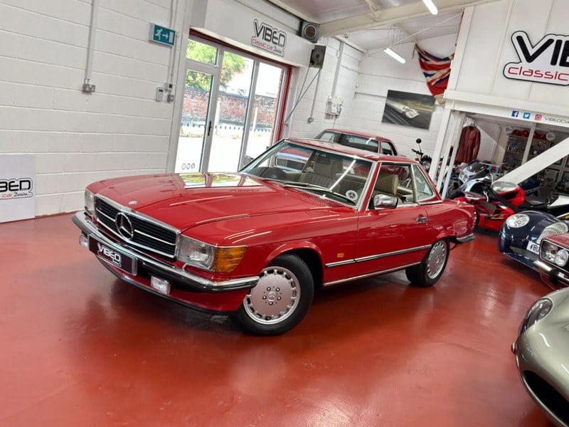 1986 Mercedes SL Class - 2 1986 Mercedes SL Class - 2