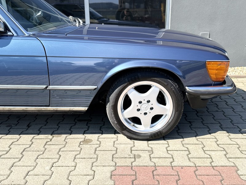 1982 Mercedes SL Class - 2 1982 Mercedes SL Class - 2