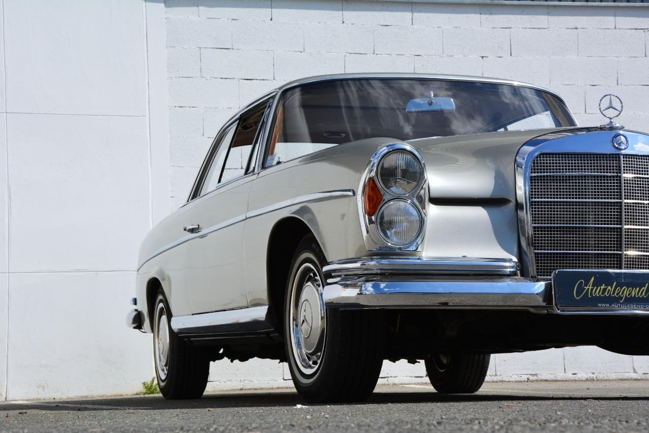 1963 MERCEDES 300 SE Coupé, foto 3