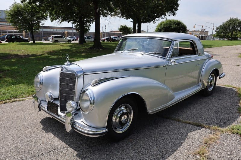 1953 Mercedes 300 - 2 1953 Mercedes 300 - 2