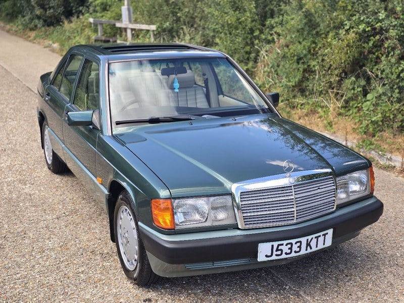 1991 Mercedes 190 E - 2 1991 Mercedes 190 E - 2