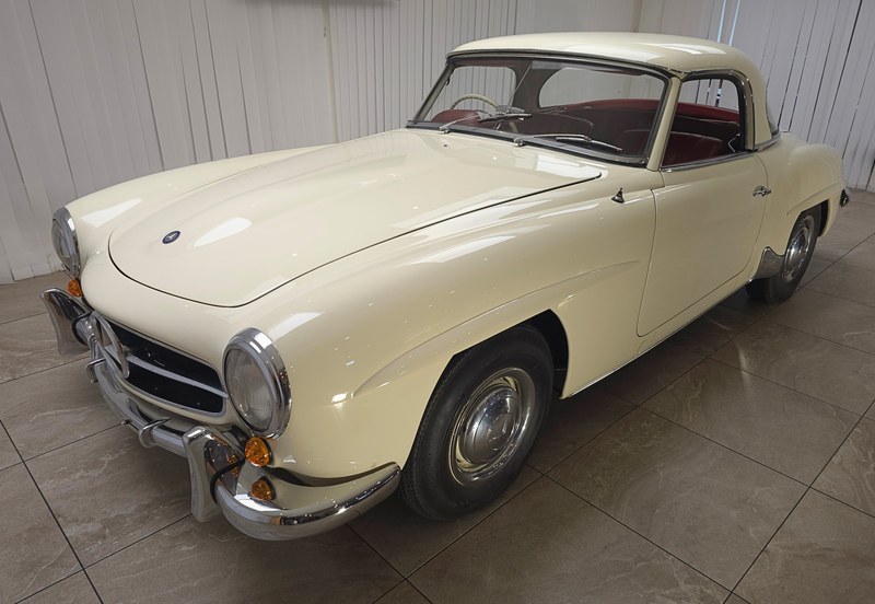 1963 Mercedes SL Class - 2 1963 Mercedes SL Class - 2