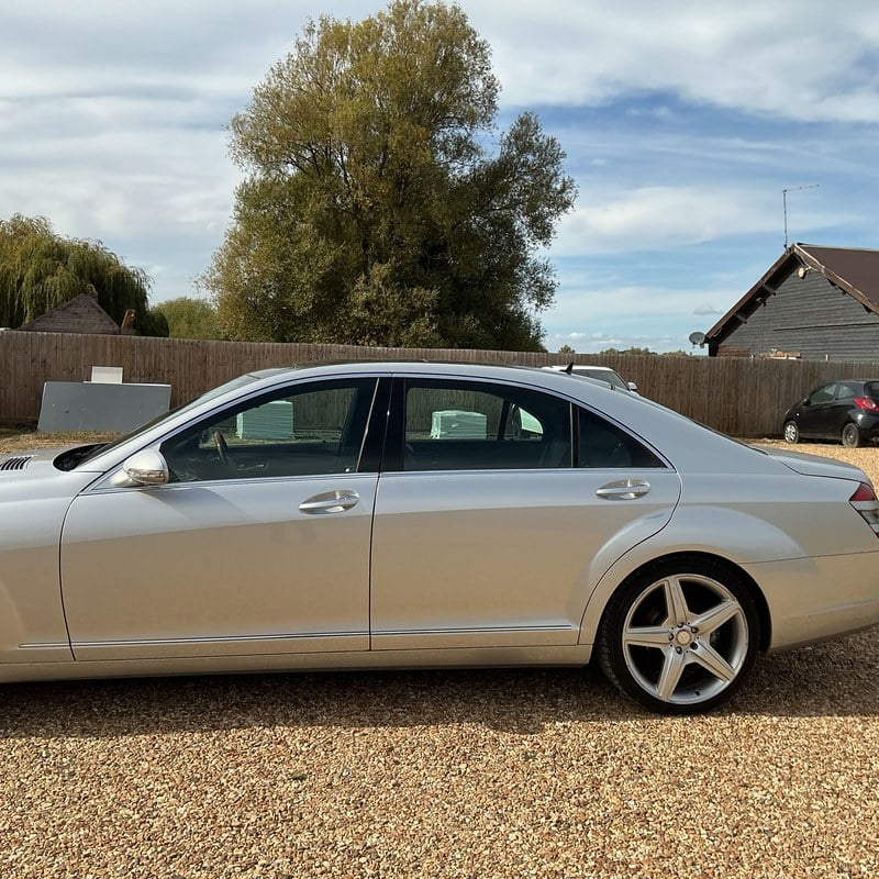 2009 Mercedes S Class - 2 2009 Mercedes S Class - 2