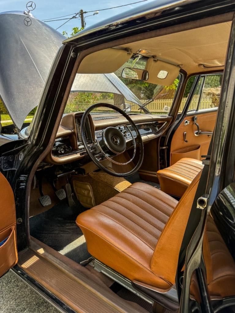 1967 Mercedes 230 230 Lang W114, foto 11
