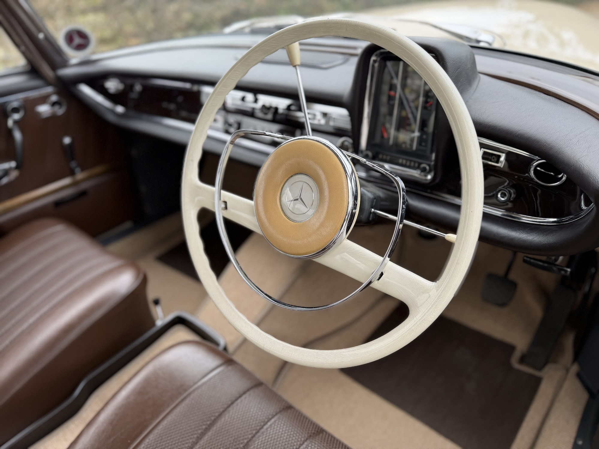 1964 Mercedes 220 SEb Fintail BEST AVAILABLE, foto 10