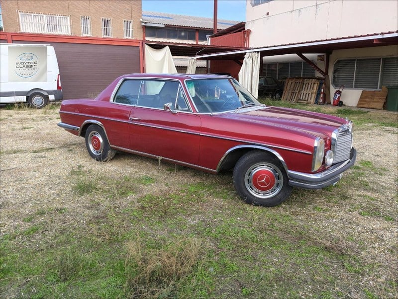 1983 Mercedes 250 - 2 1983 Mercedes 250 - 2