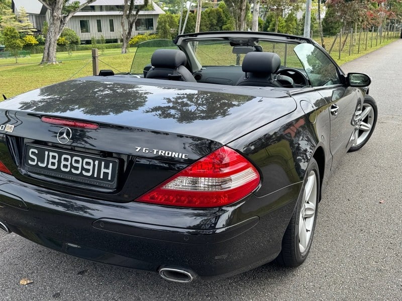 2005 Mercedes SL Class - 2 2005 Mercedes SL Class - 2
