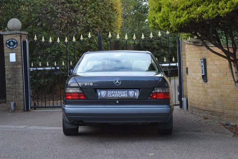 1994 Mercedes E Class - 2 1994 Mercedes E Class - 2