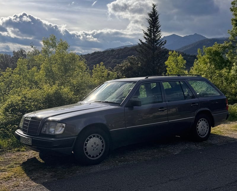 1991 Mercedes W-124T - 2 1991 Mercedes W-124T - 2