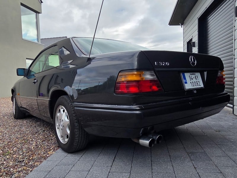 1994 Mercedes E Class - 2 1994 Mercedes E Class - 2