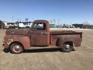 1951 Mercury ford shortbox pickup truck to restore For Sale (picture 3 of 12)