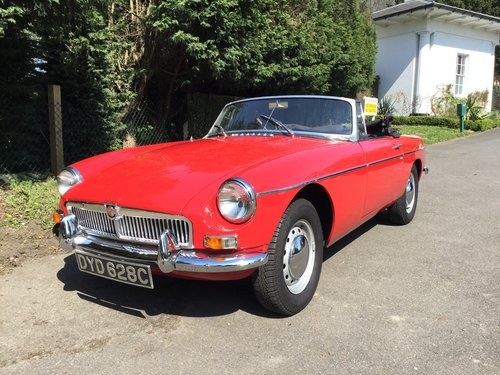 1965 MGB roadster mk 1 narrow tunnel For Sale