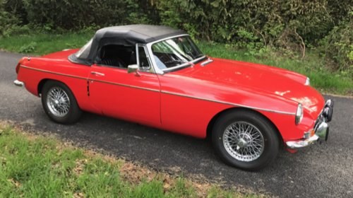 Stunning 1972 Low Mileage MGB Roadster SOLD