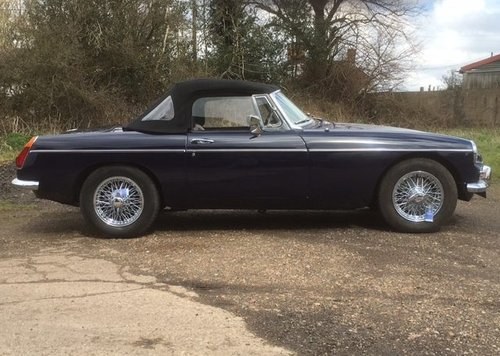 MG B Roadster, 1971, Midnight Blue VERKAUFT
