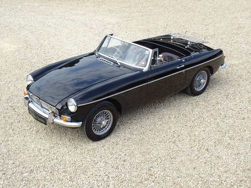 One of the best MGB Roadsters – Heritage Shell VENDUTO