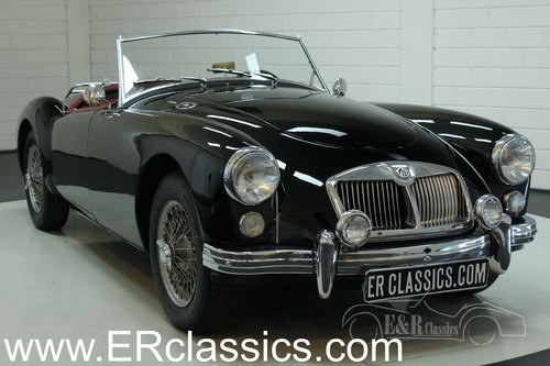 MGA 1600 cabriolet 1960 wire wheels, in good condition For Sale