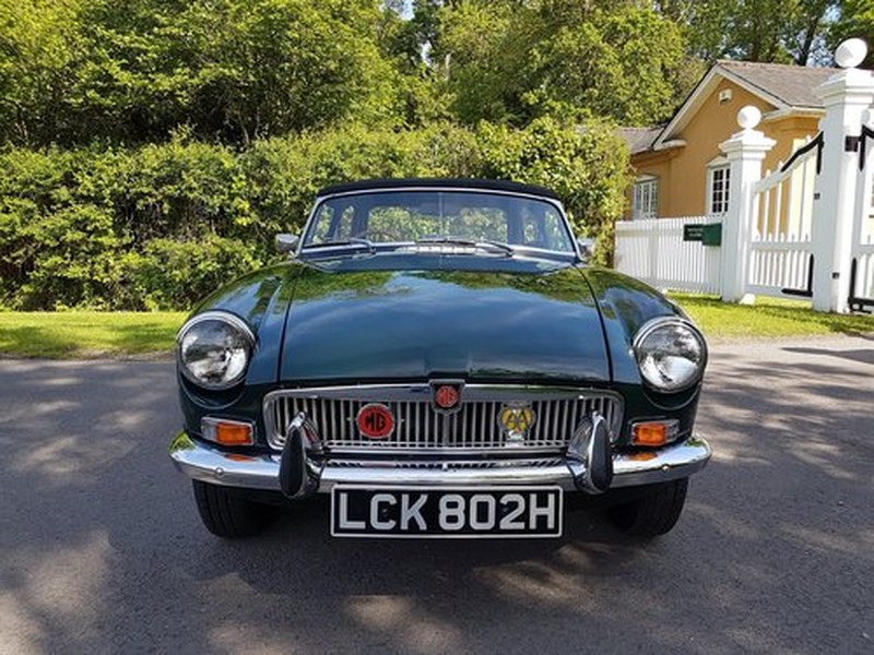 1970 MGB Roadster Dark British racing green