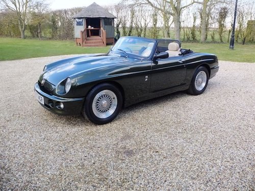 1995 MG RV8 VENDUTO