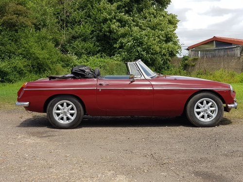 MG B Roadster, 1973, Damask Red SOLD