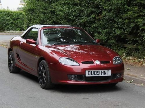 2009 MG TF 135 - Only 15k miles from new, hard top, leather VENDUTO