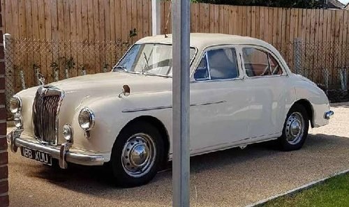 Lot 9 - A 1957 MG ZB Magnette - 15/07/18 For Sale by Auction