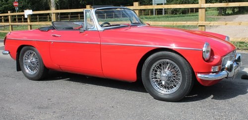 1970 MGB Roadster With O/D , UK , RHD Supplied Example  VENDUTO