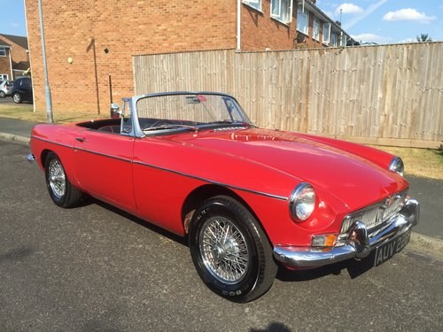 1969 MGB ROADSTER TARTAN RED CHROME WIRES LONG MOT For Sale