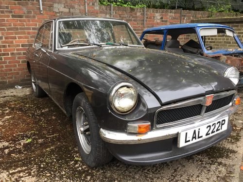 **SEPTEMBER AUCTION. 1975 MG B GT For Sale by Auction